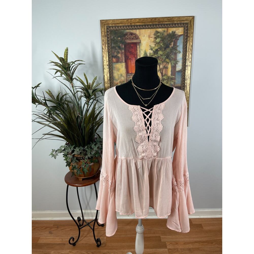 Forever 21 Blouse Top Womens Size 0X Peach Lace‎ Trim Deep V Neck Coquette Bohoc